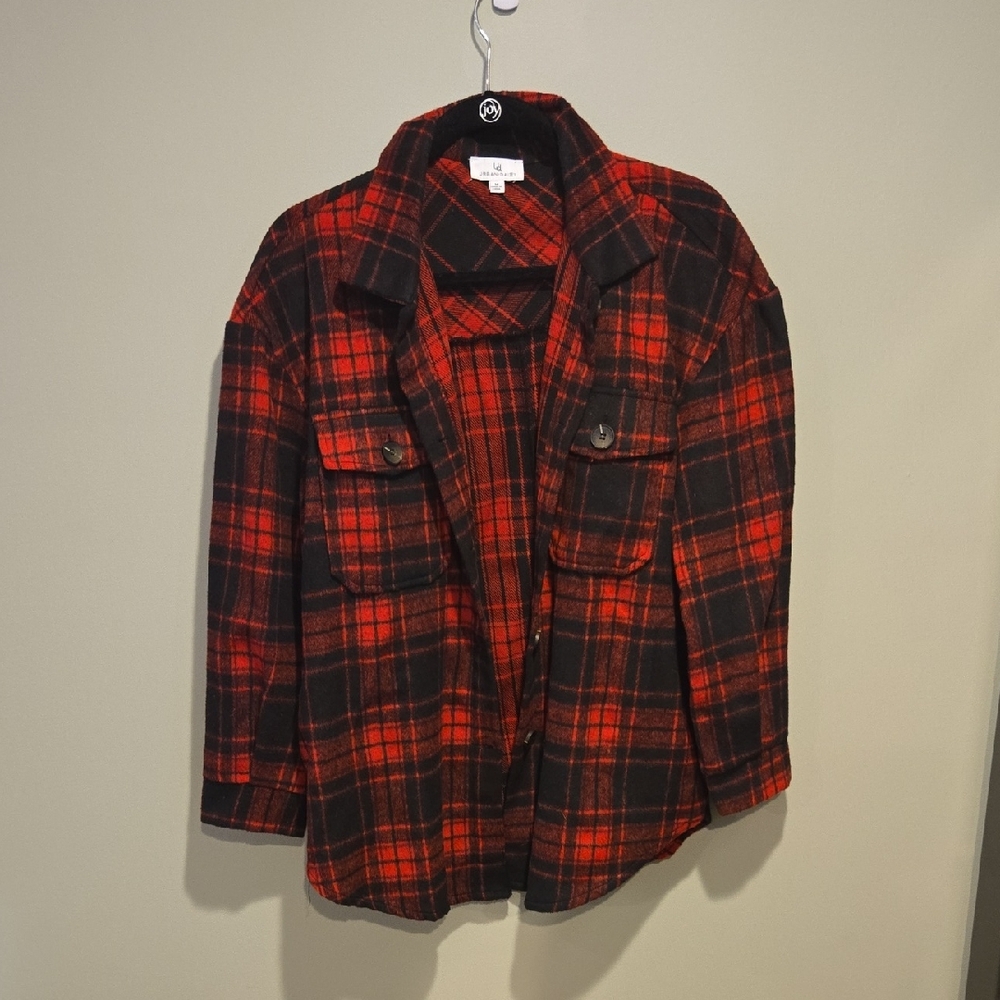 Urban Daizy Women's Shacket, Medium, Red & Black Flannel Print